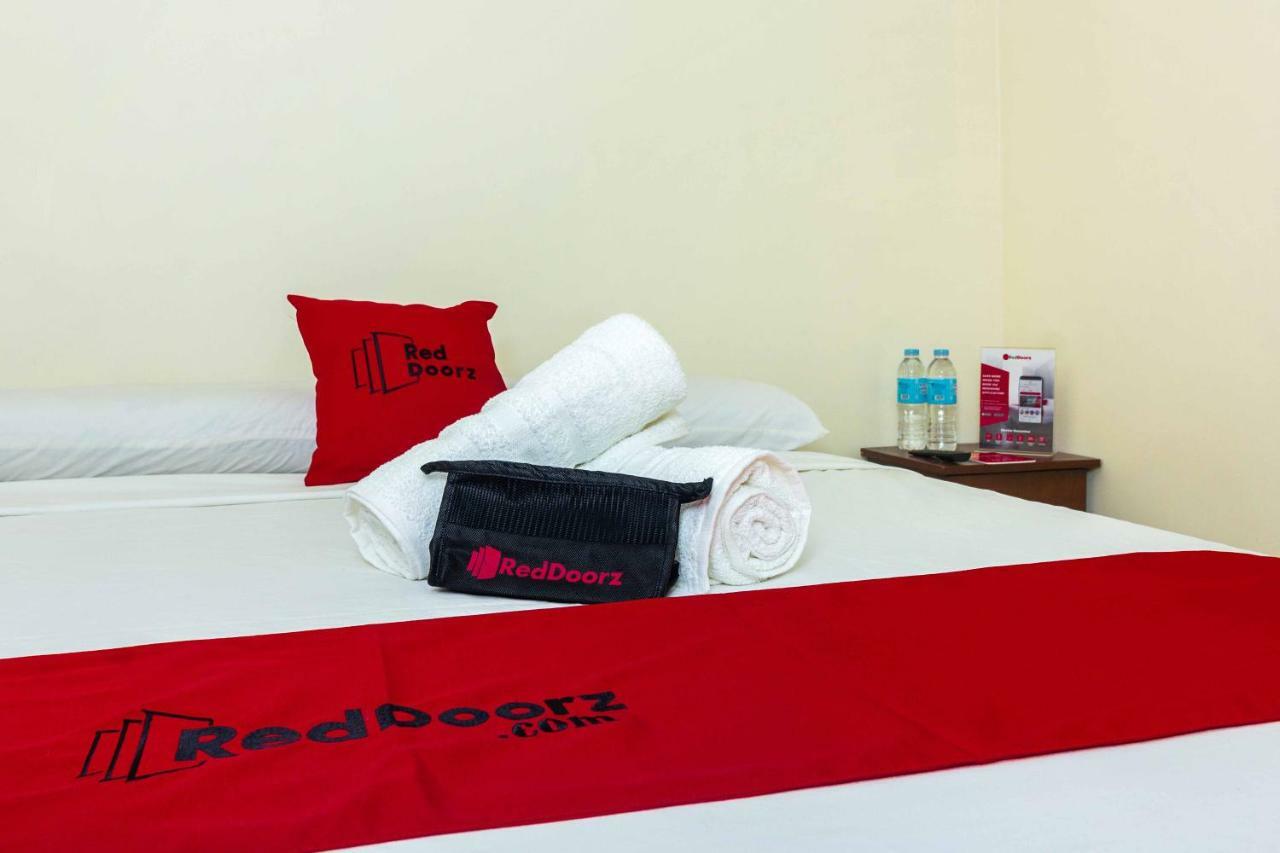 Hotel Reddoorz @ Highway Mandaue 2*
